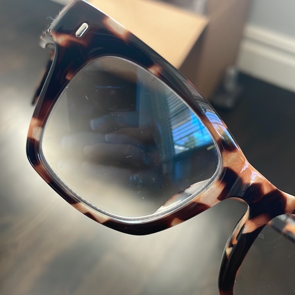 Set of 2 brown tortoise glasses 1 clear lens NWT the other are+2.00 blue light - Picture 13 of 16